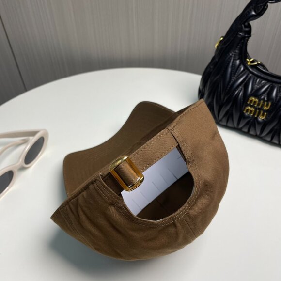 Celine\'s new classic fashion baseball cap main image 8